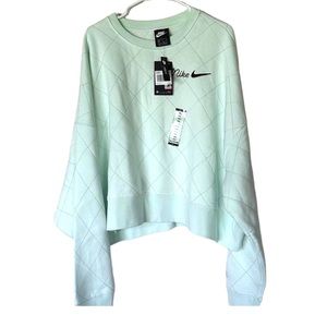 Nike mint green NEW with tags crewneck.